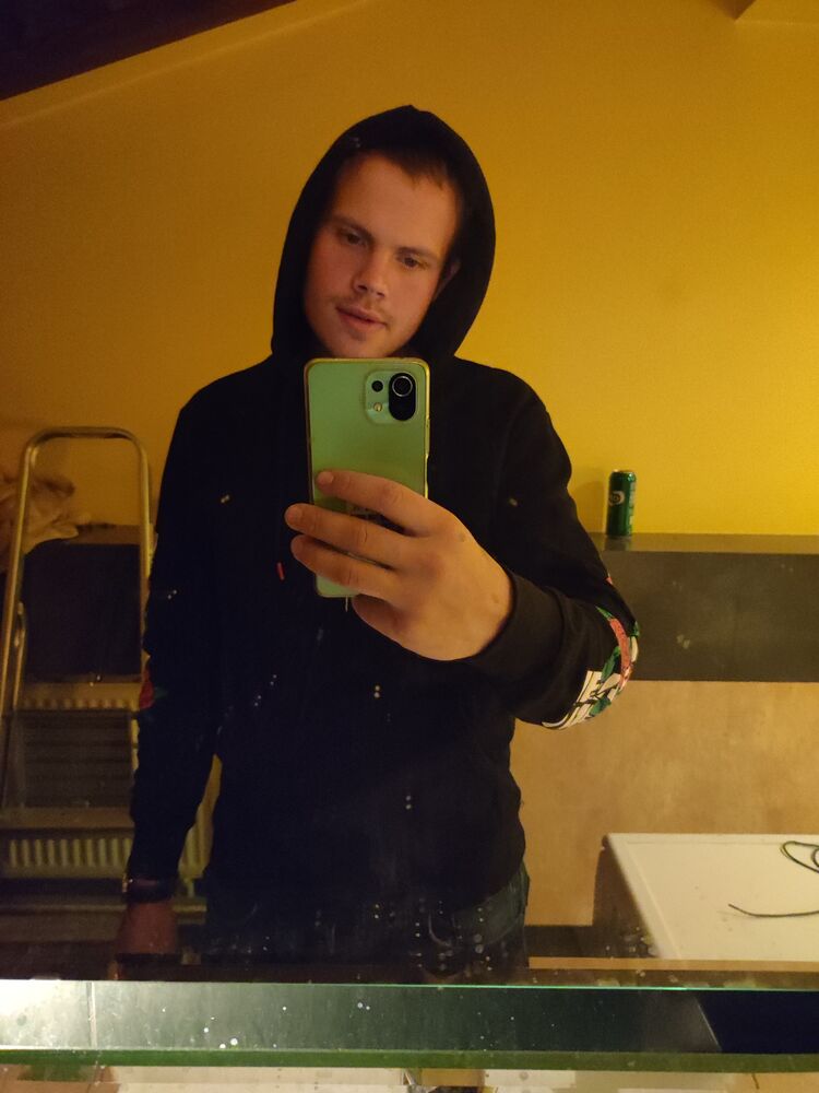  24648976  , 24 ,    