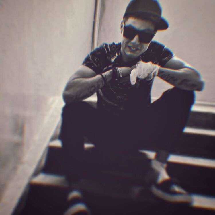  ,   , 24 ,   c 
