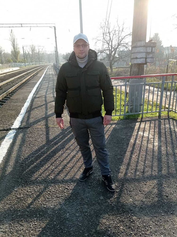  --,   , 34 ,   c 