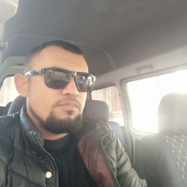  32449796  Joxongir, 38 ,    