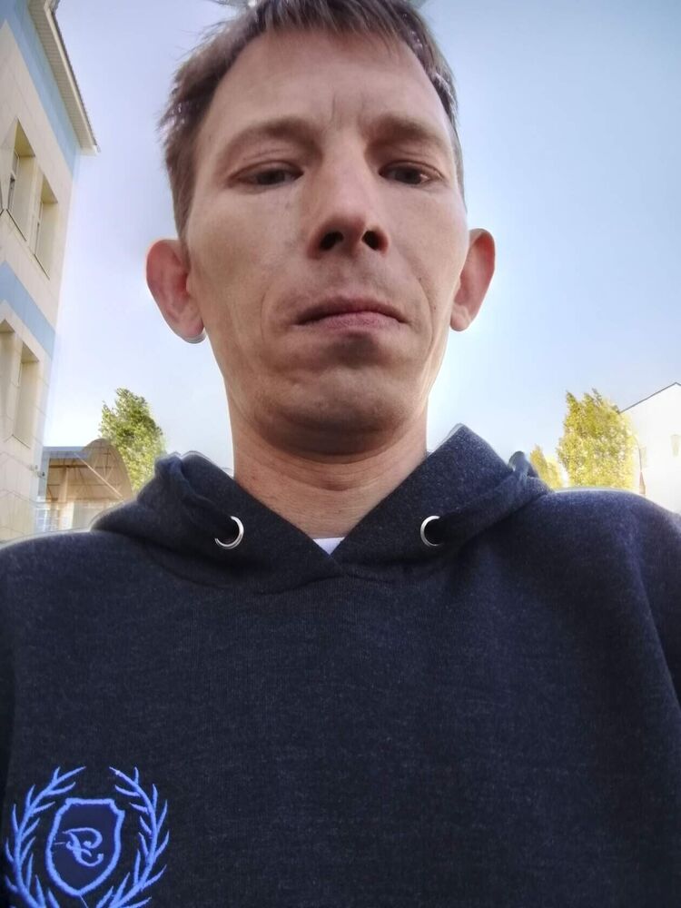  29922886  , 44 ,    