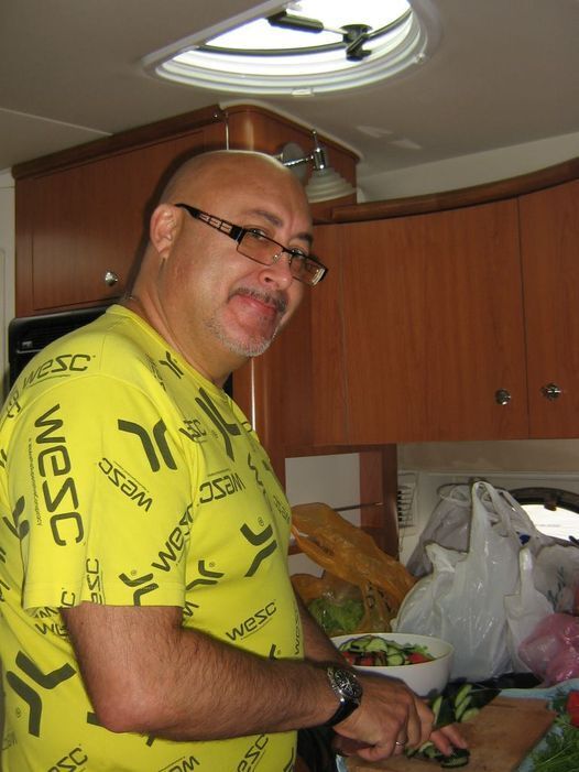  28614786  Vlad, 63 ,    