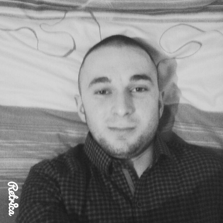  ,   Rihard, 28 ,     , c 