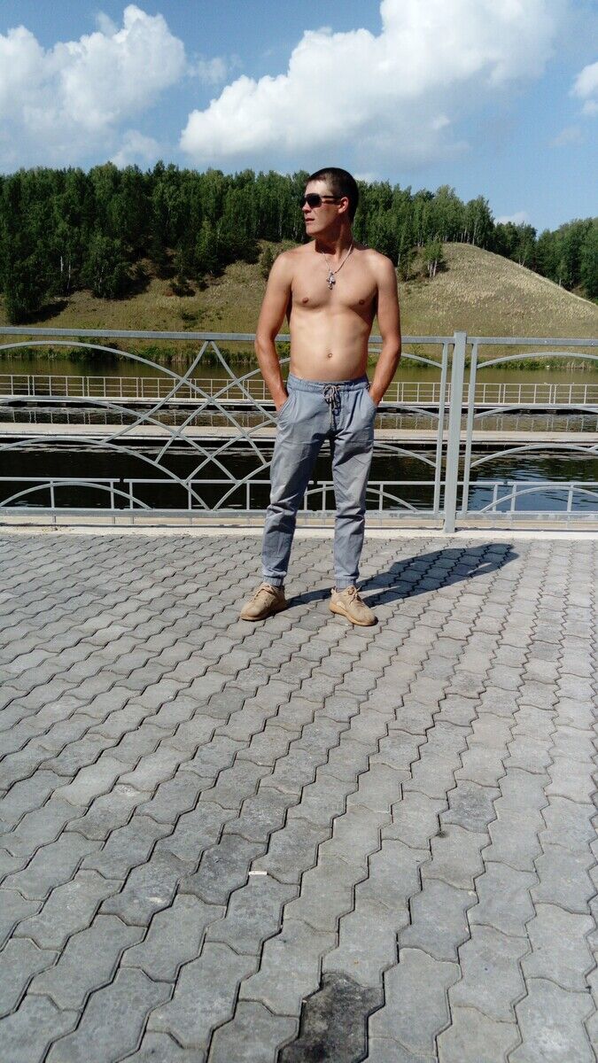  ,   Dmitrii, 36 ,   ,   , c 