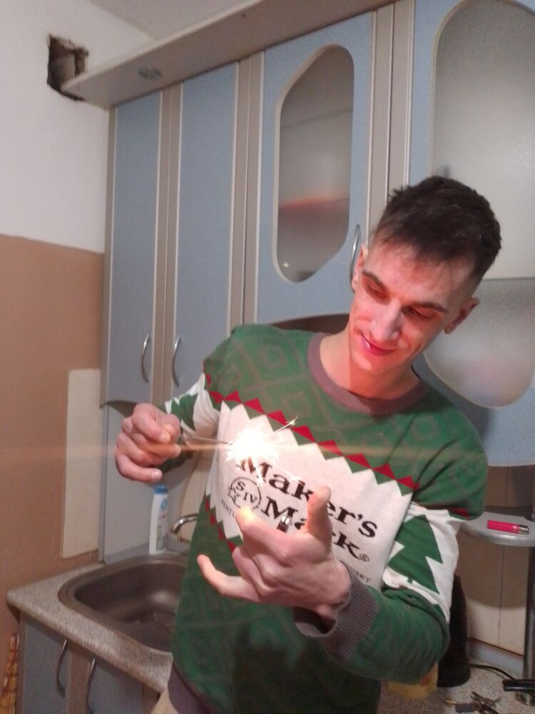  31480286  VASILIY, 30 ,    