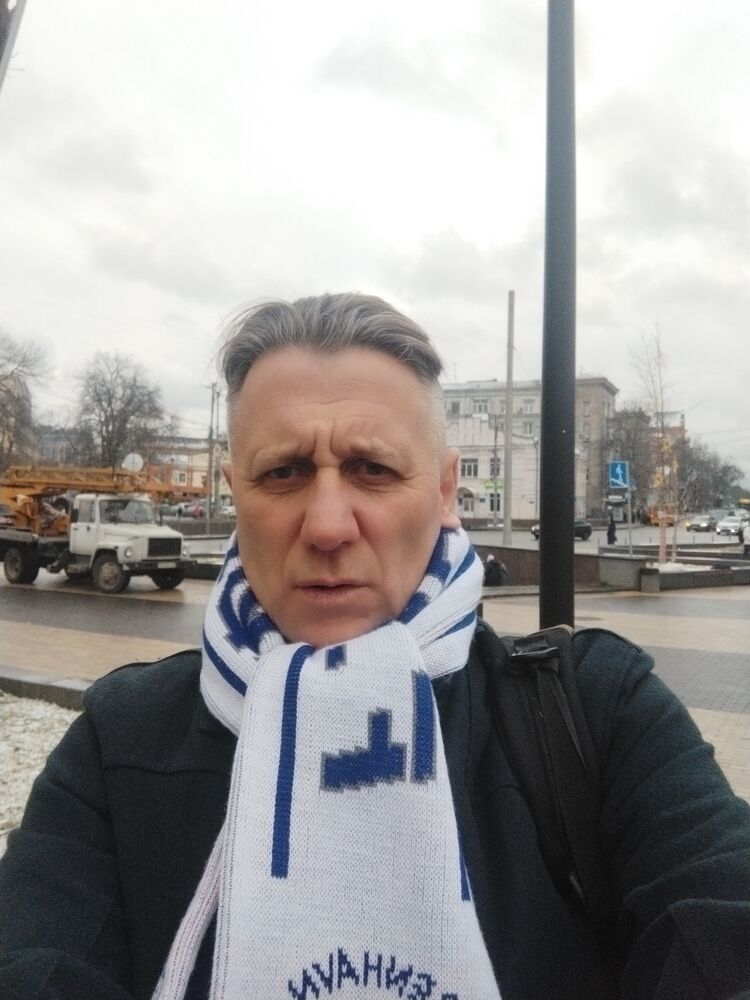  26965786  Oleg, 57 ,    