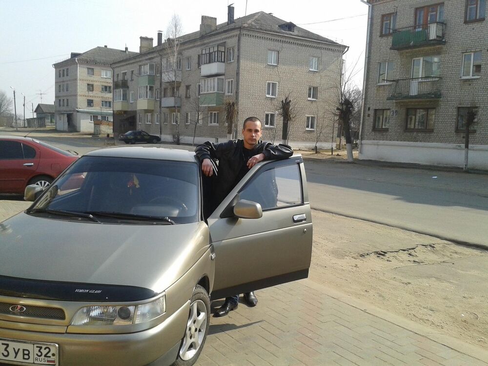  38793146  , 32 ,    