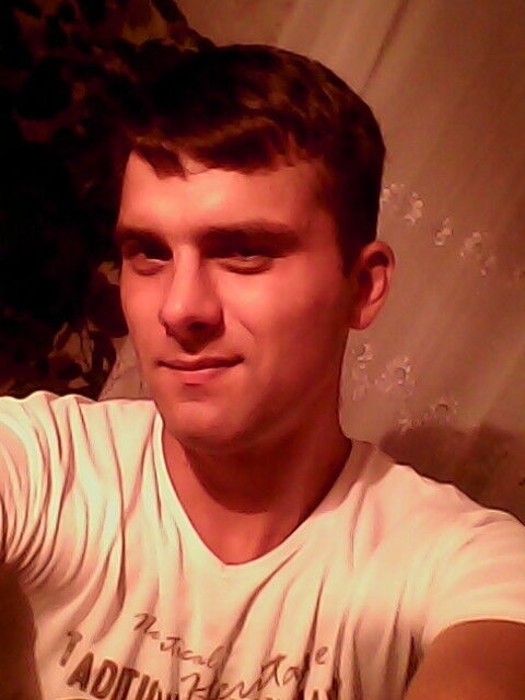  14536786  Costea, 34 ,    
