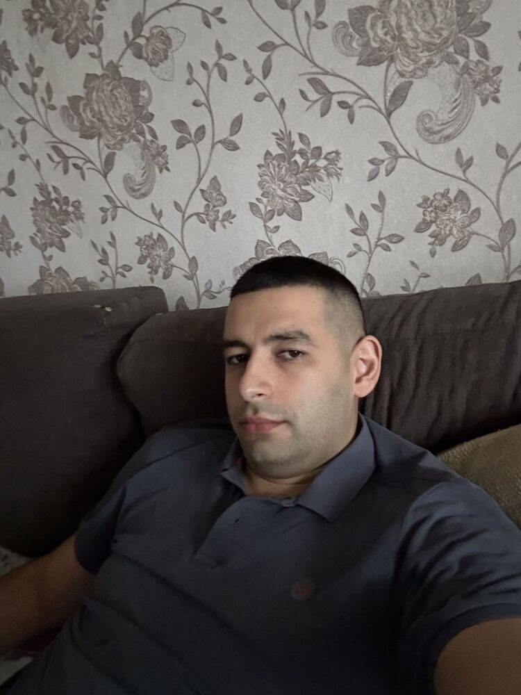  53758136  , 28 ,    