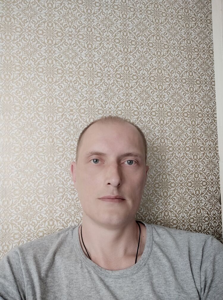  ,   Anton, 40 ,   ,   , c 