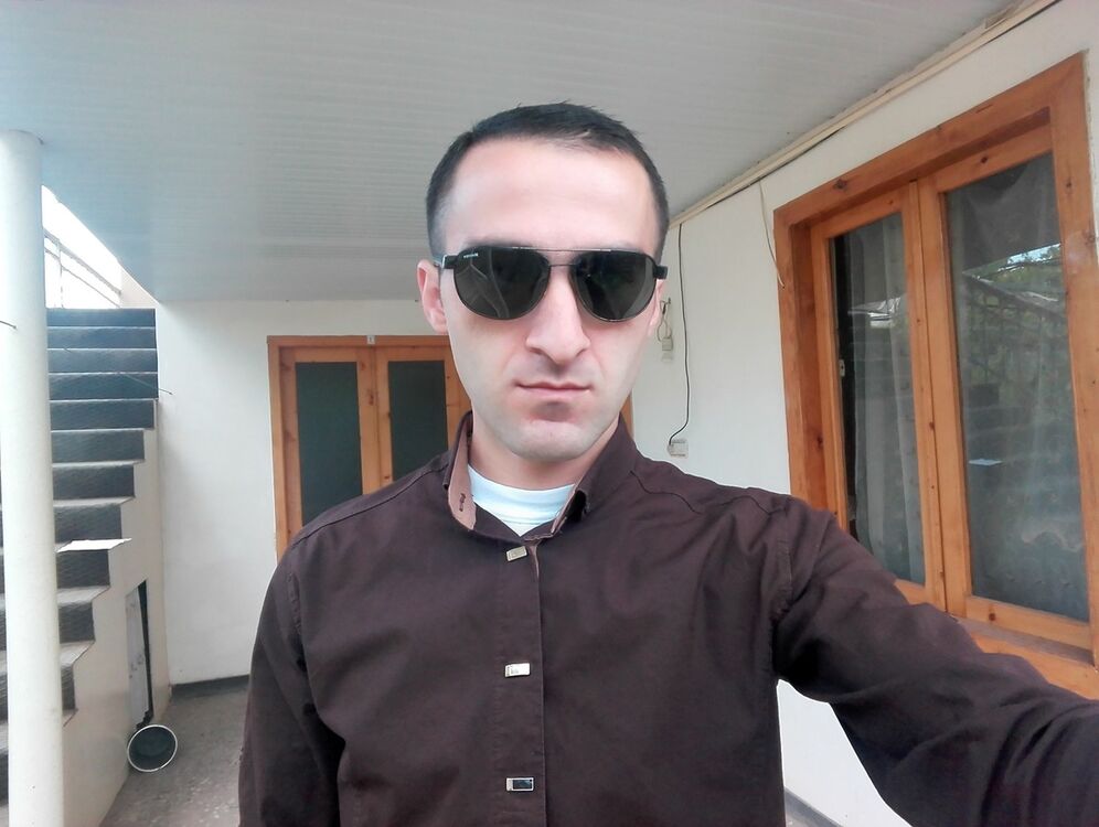  ,   Gogola, 36 ,   ,   , c 