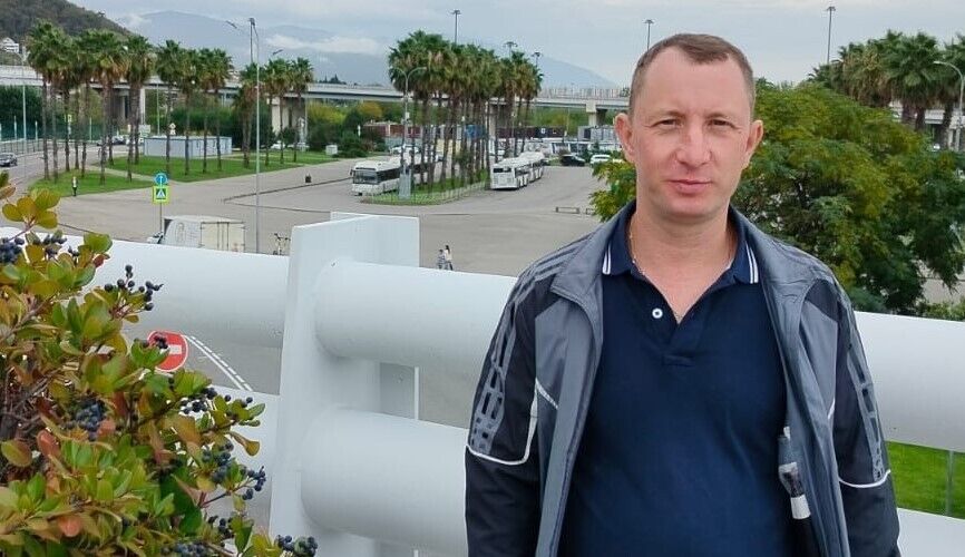 ���� 56111966 ������� Mister, 42 ����, ���� ���������� � �������