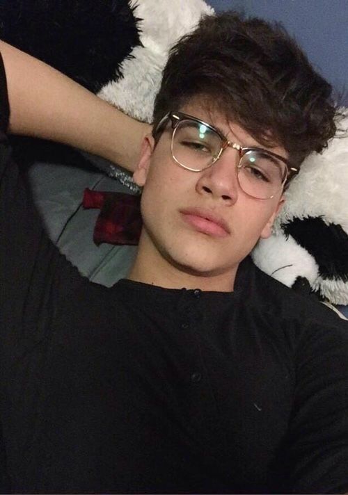 ���� 46252736 ����� Alek George, 22 ����, ���� ���������� � ������