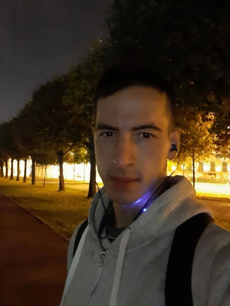  44493756  , 31 ,    