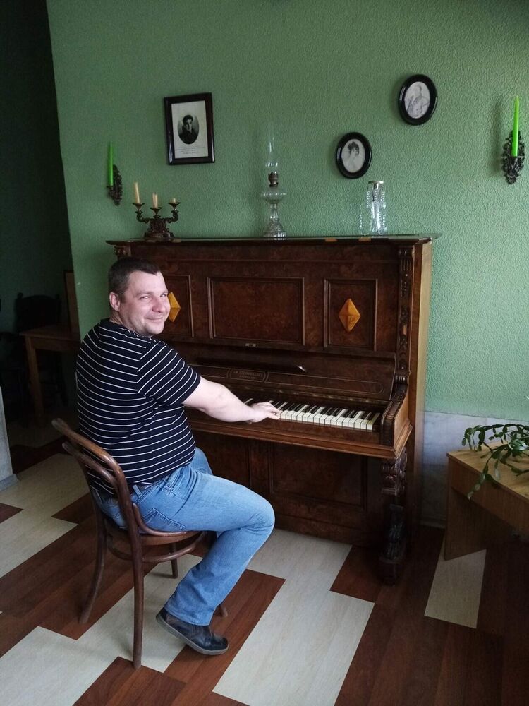  ,   , 42 ,   ,   