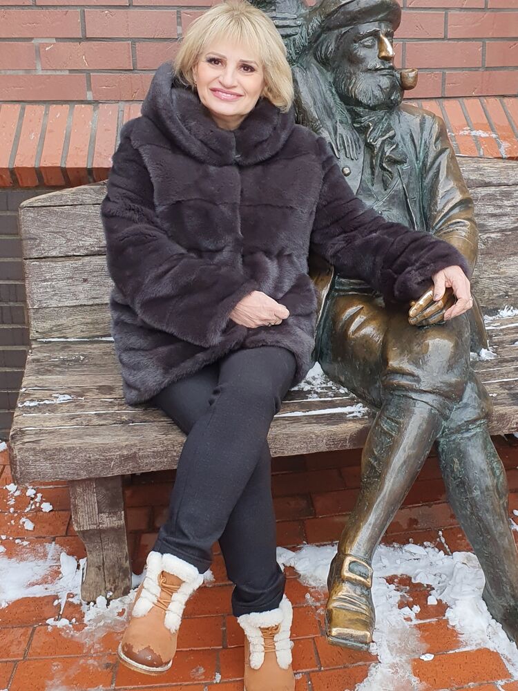  ,   Natali, 64 ,   c 
