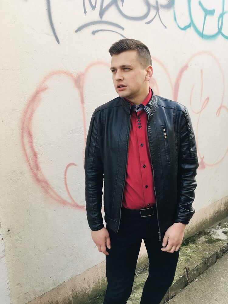 ���� 19752476 ������� ThirtyTwo, 27 ���, ���� ���������� � ������