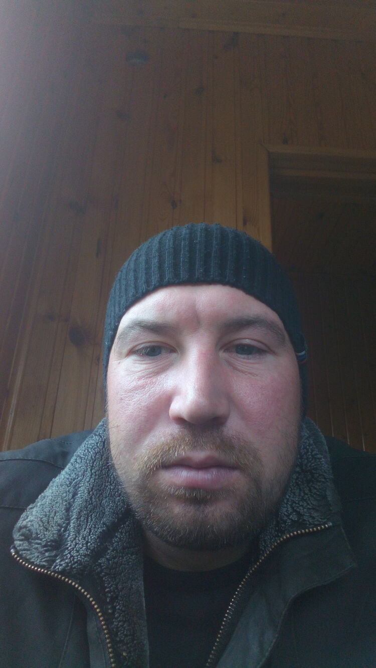  ,   Viktor, 35 ,   ,   , 