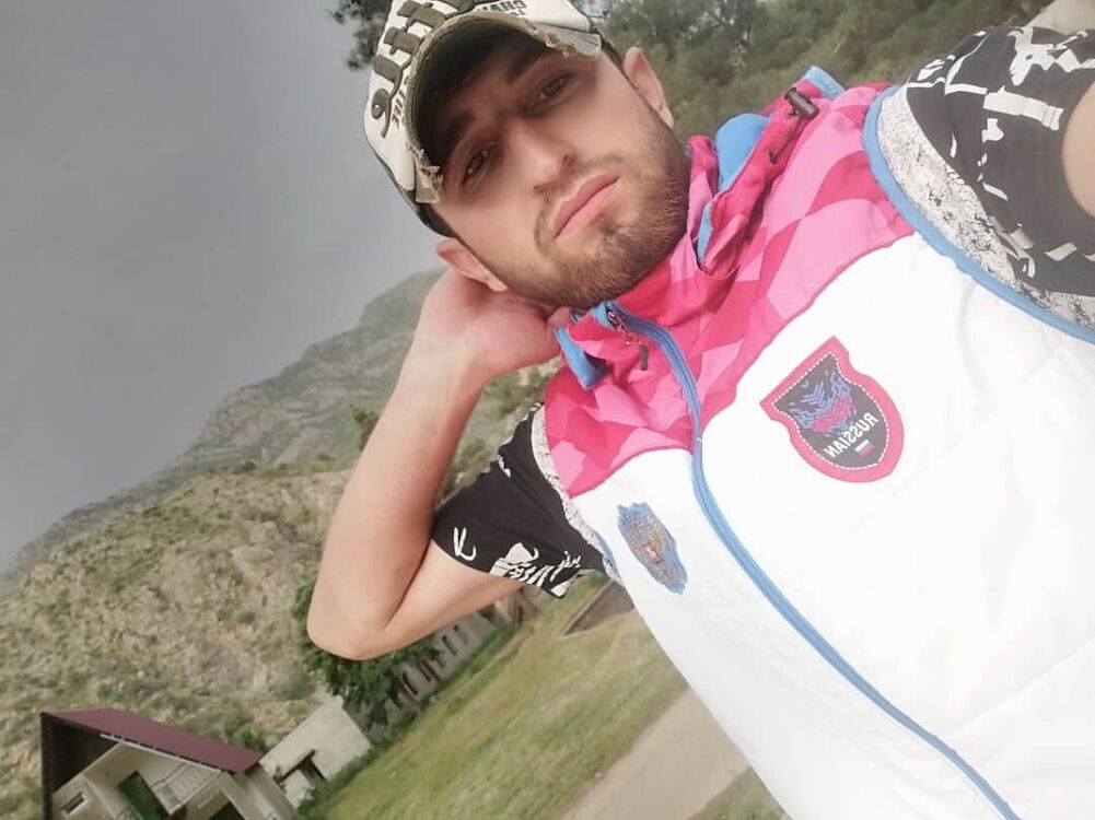  ,   Alisher, 24 ,   ,   , c , 
