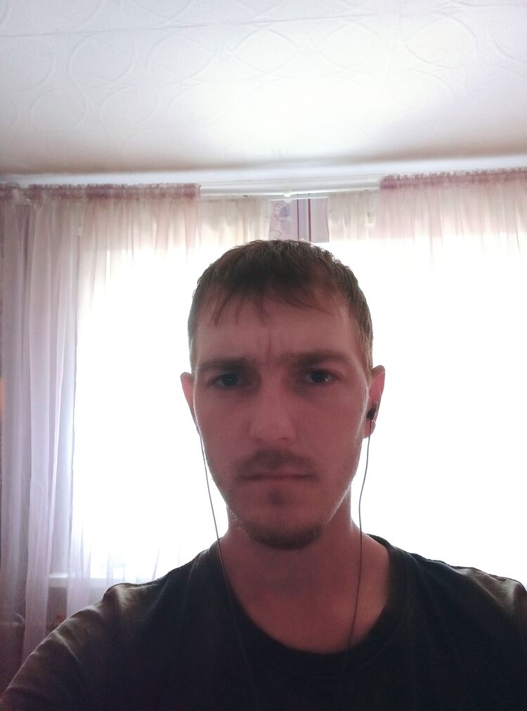  ,   Evgeny, 32 ,   ,   