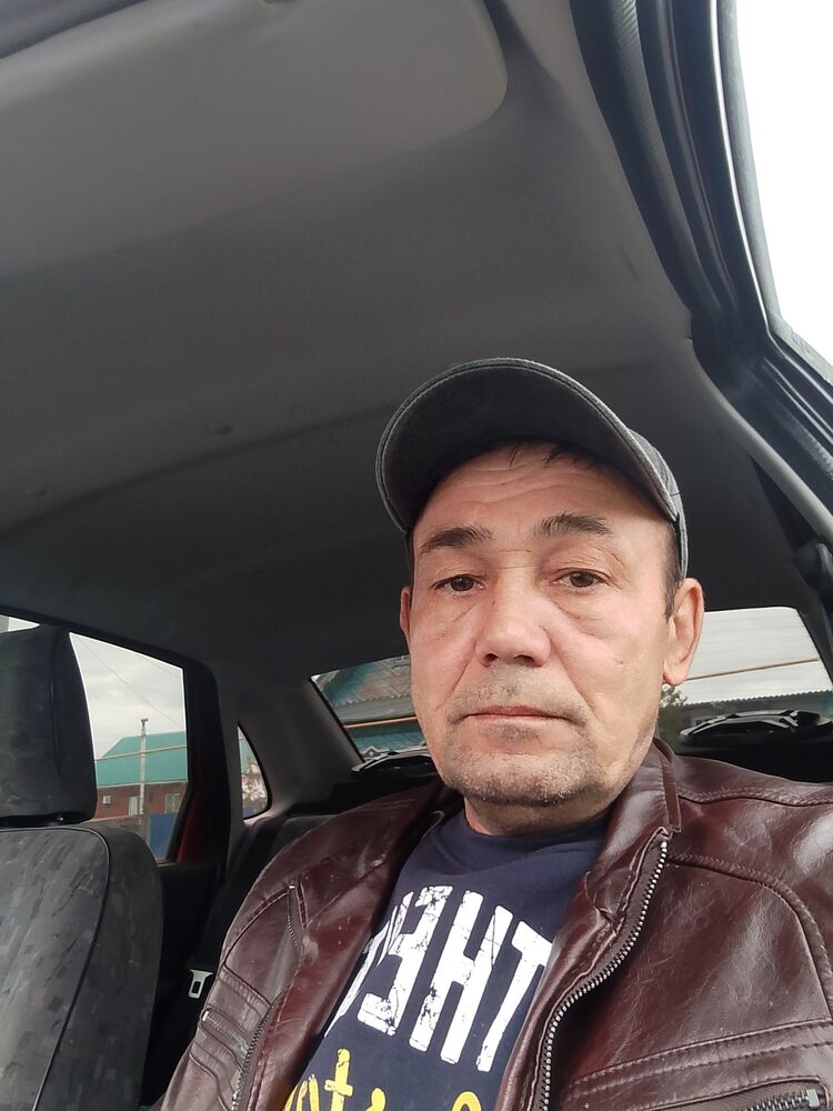  45480986  Ildar, 51 ,    