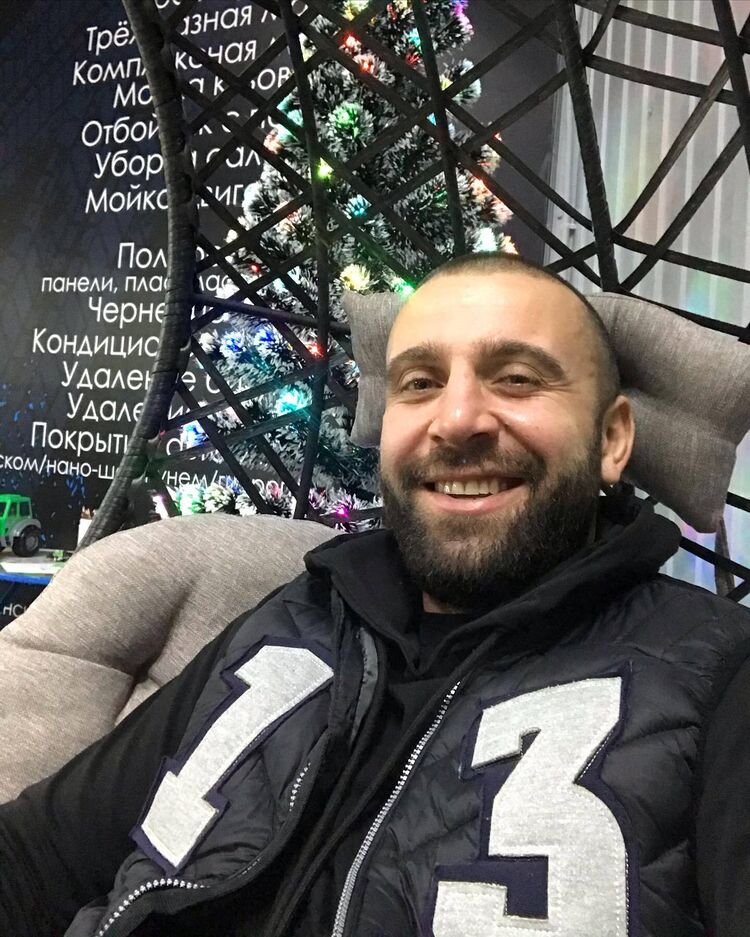  47753396  , 37 ,    