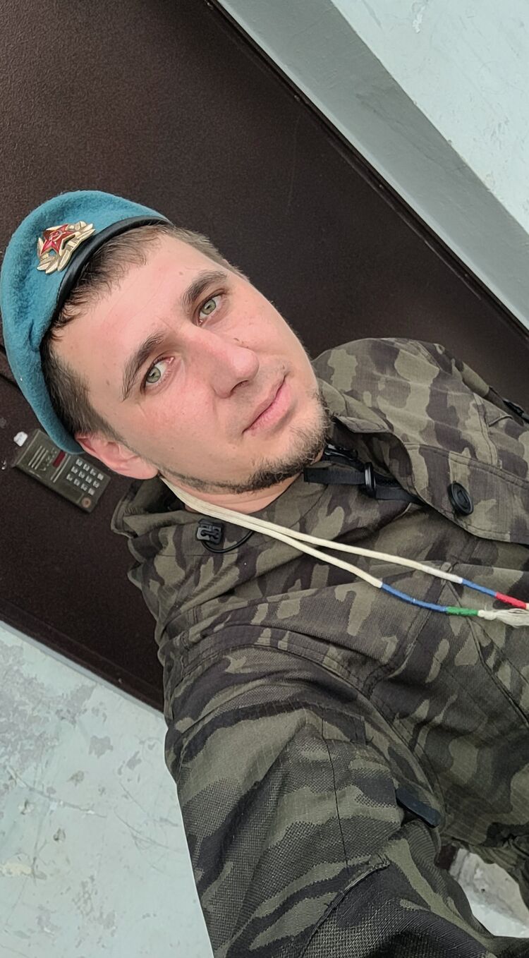  28413546  , 34 ,    