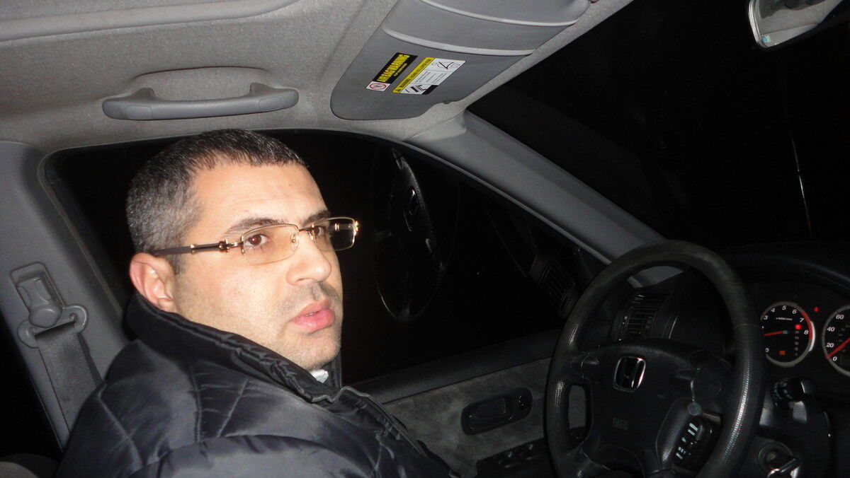  5831446  Artyom, 45 ,    