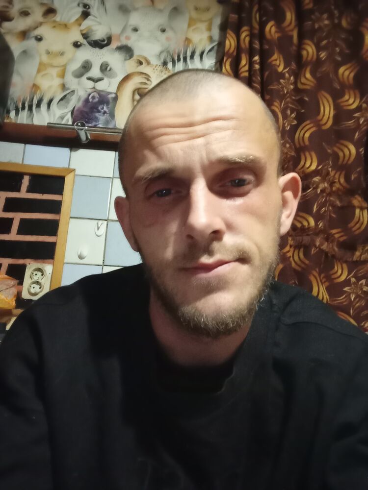  ,   Fans, 35 ,     