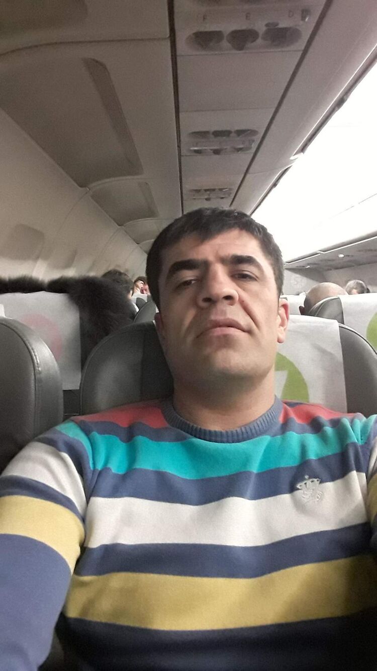  38446536  , 40 ,    