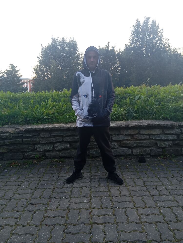 46464566  Aleksei, 40 ,    