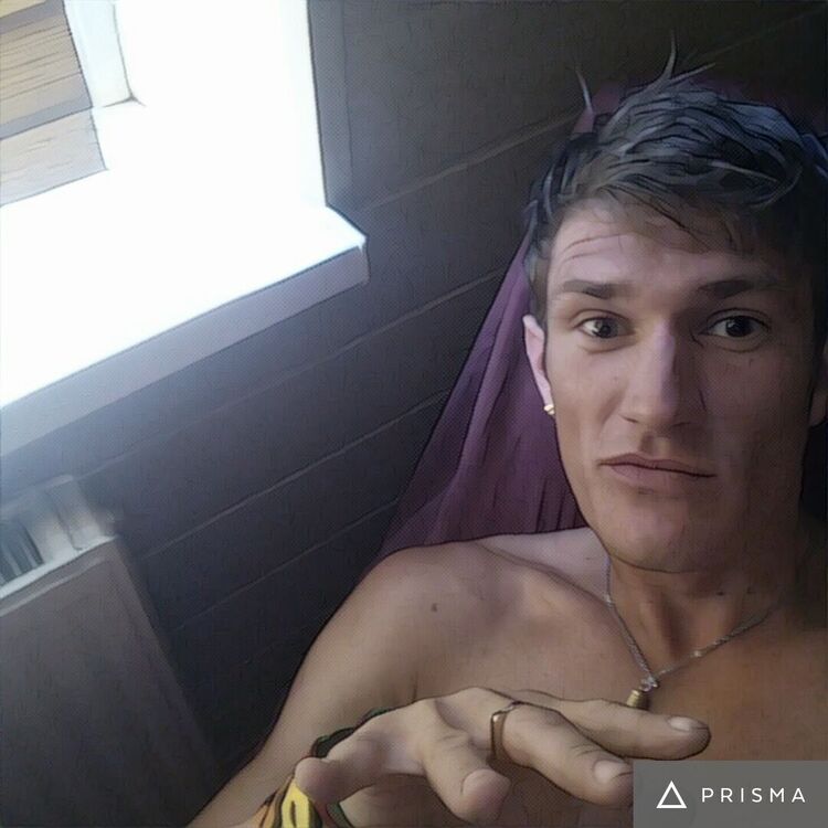  22595336  Valentin, 35 ,    