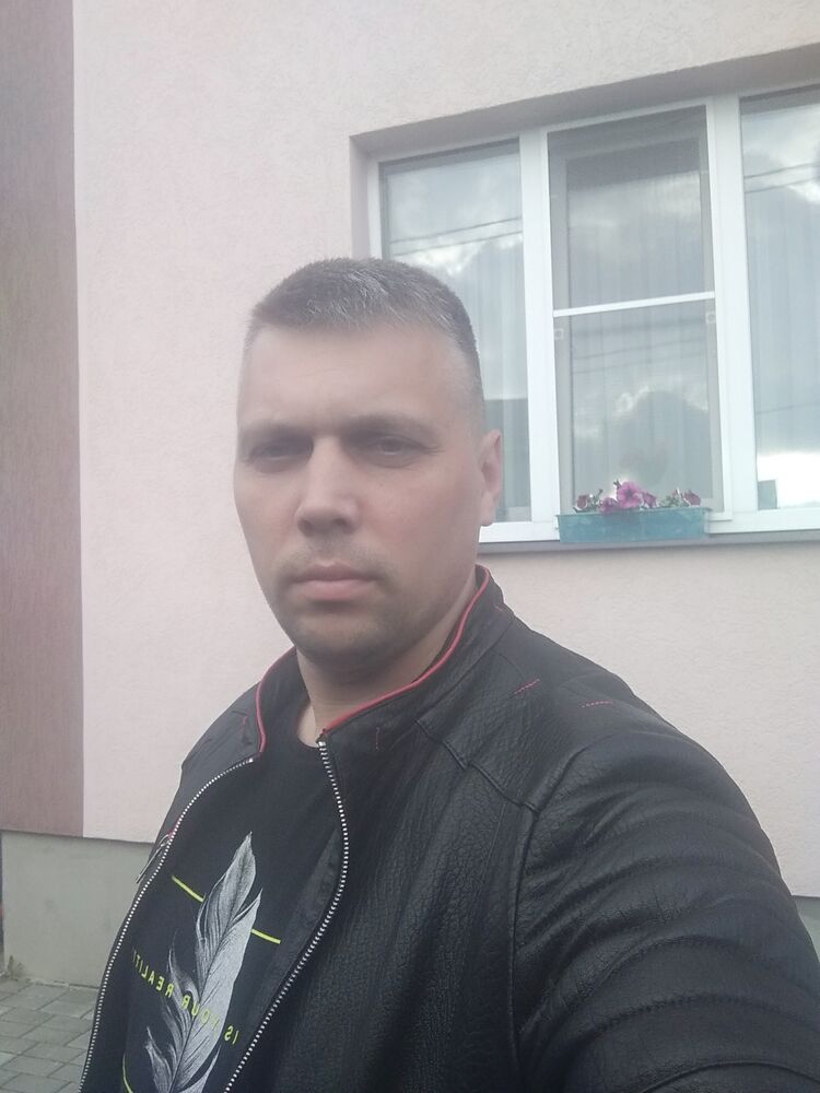  28037576  , 45 ,    