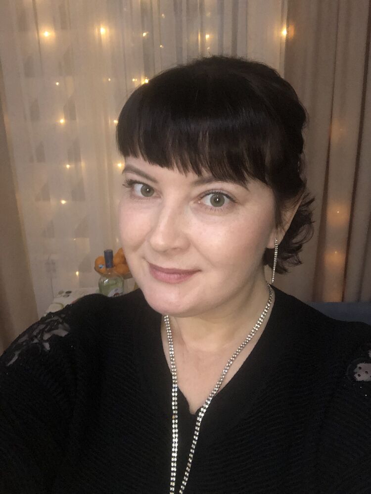  ,   Yana, 43 ,   ,   , c 