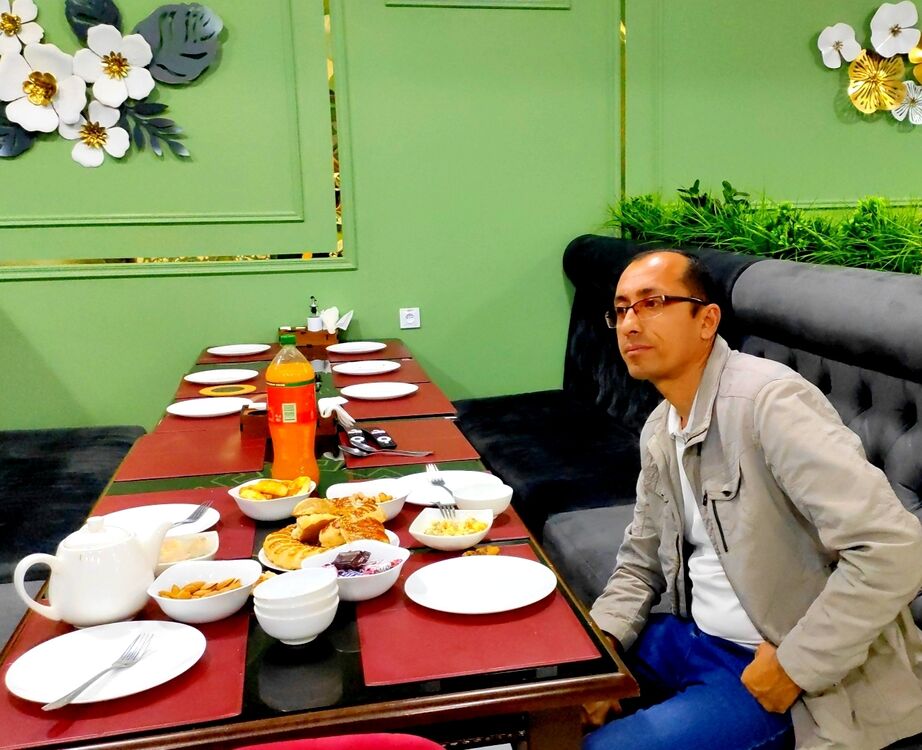  ,   Fazliddin, 43 ,   ,   