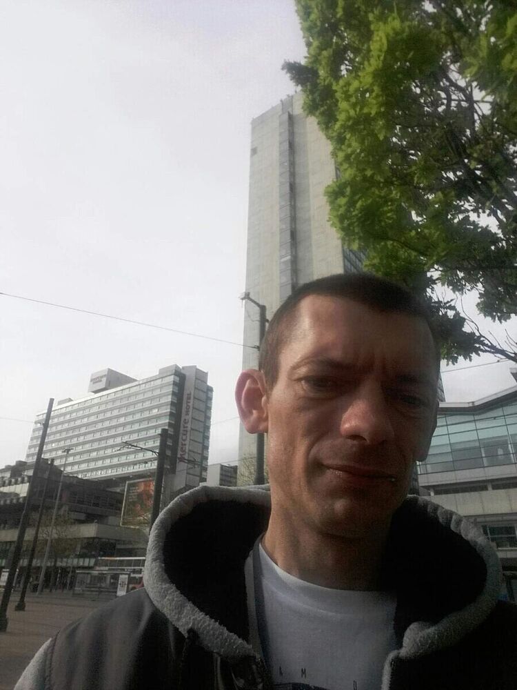  ,   Anton, 43 ,   ,   , c 