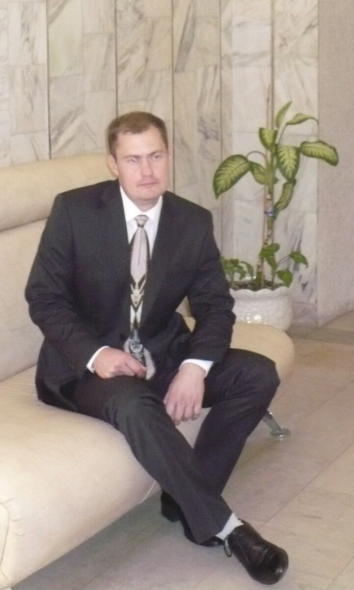  9953046  , 49 ,    
