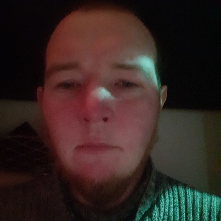  49702276  , 33 ,    