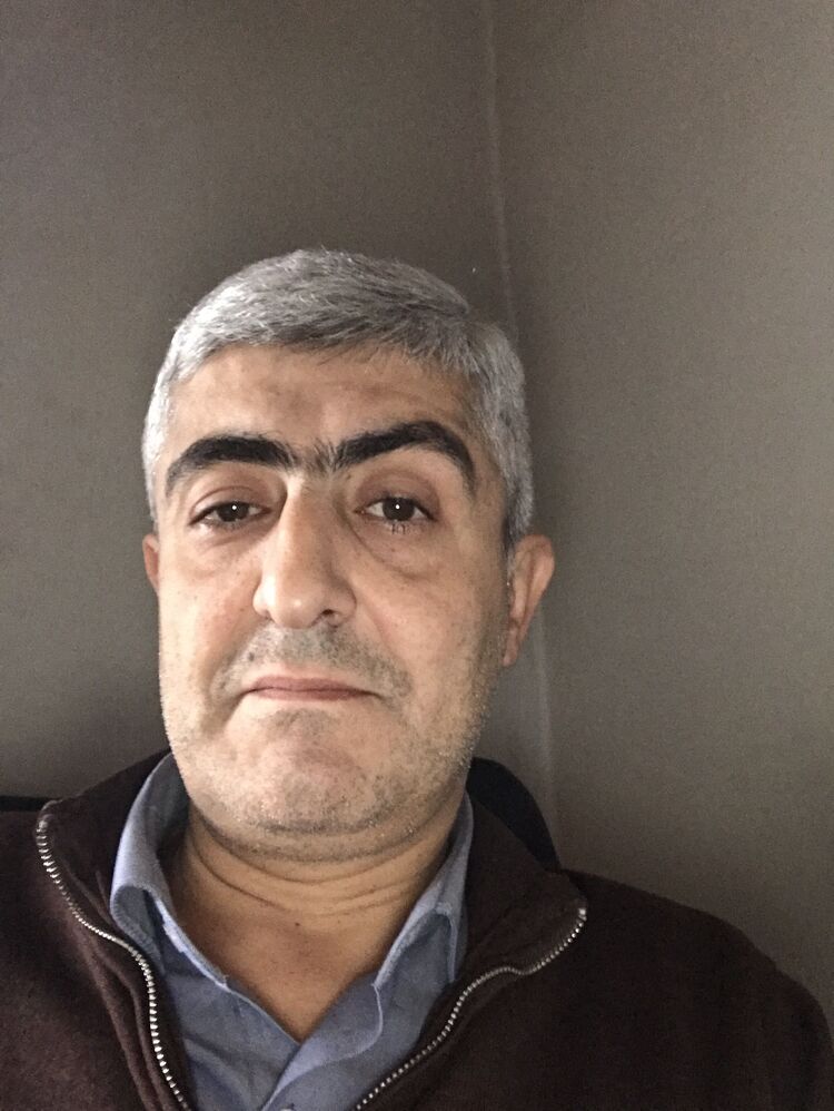  48900856  Zaur, 44 ,    