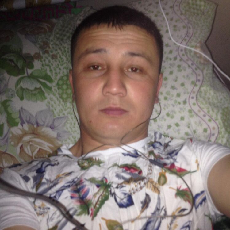  17484456  Azamat, 37 ,    