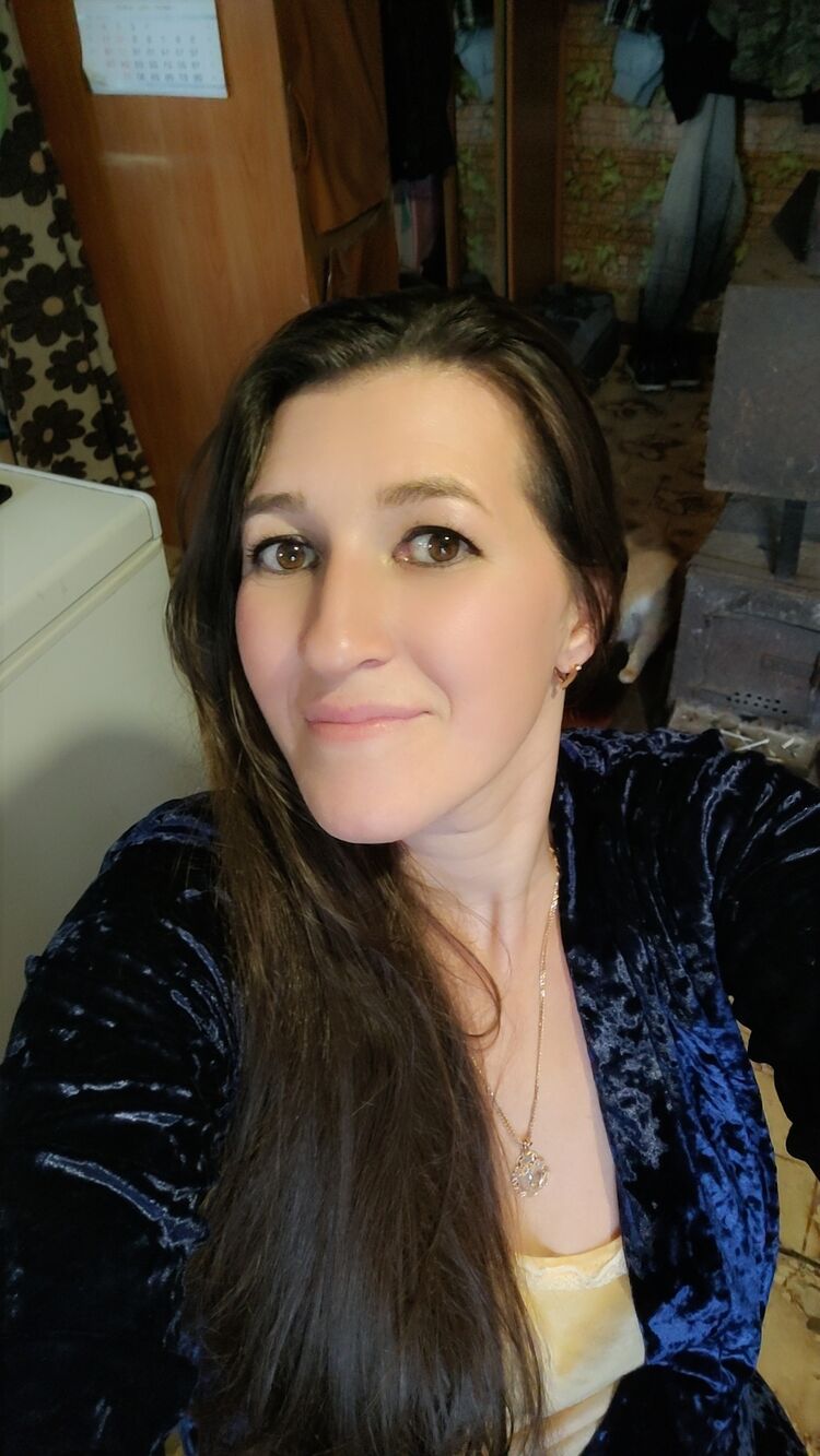  46083676  , 42 ,    