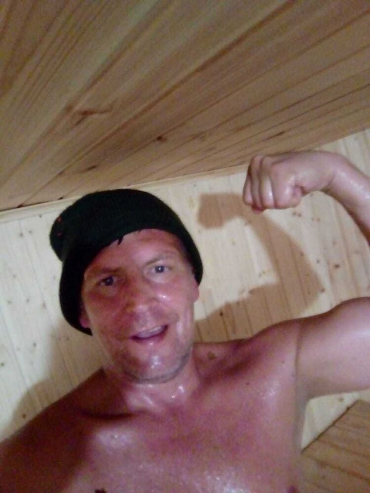  15643966  Alex, 50 ,    