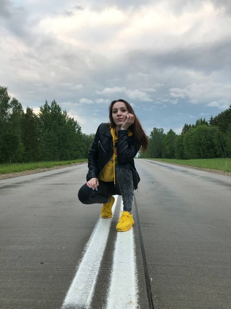  28561026  Alenka, 25 ,    