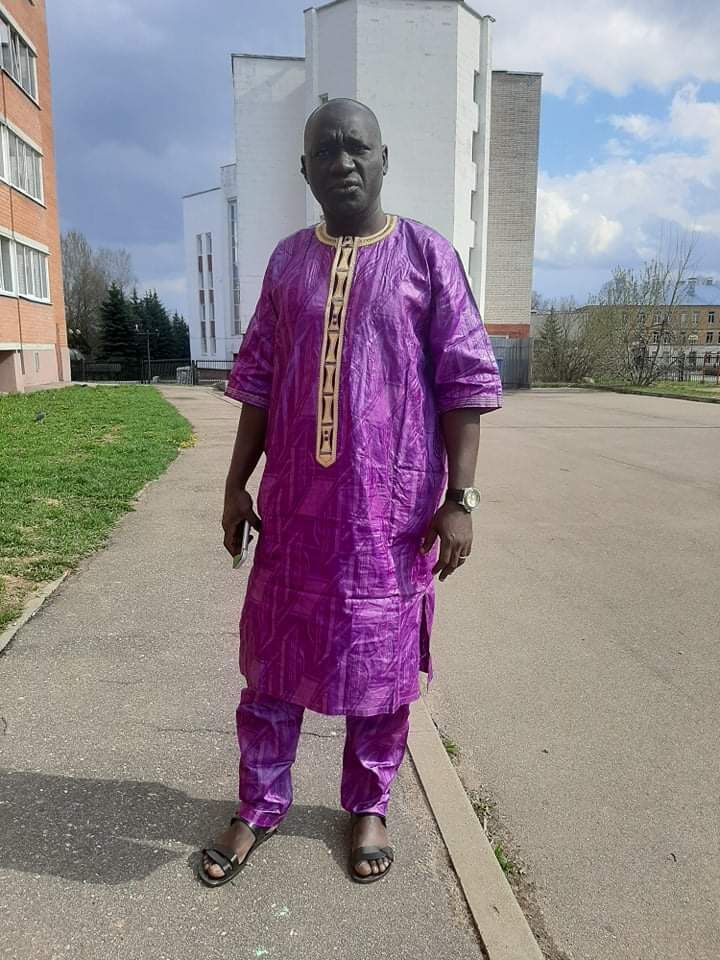  31582996  Diaoune, 43 ,    