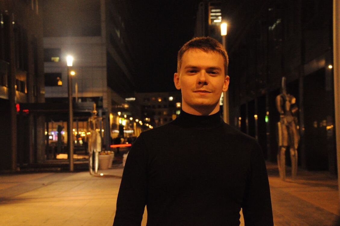 ���� 56073456 ����� Cao Long, 18 ���, ���� ���������� � �������