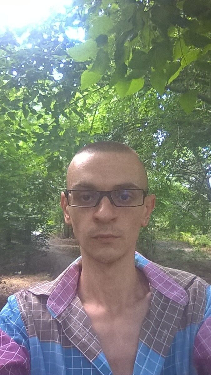  14469776  Slaventiy, 37 ,    