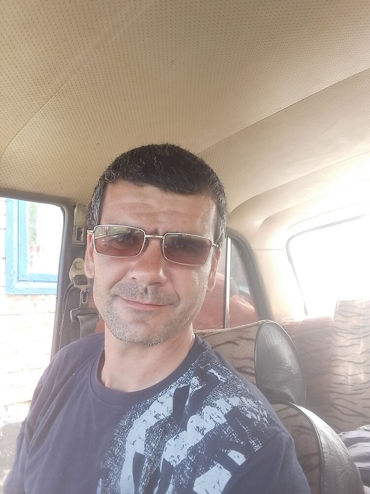  37780856  , 40 ,    