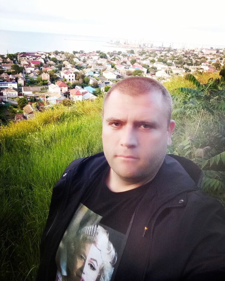  42257596  , 32 ,    