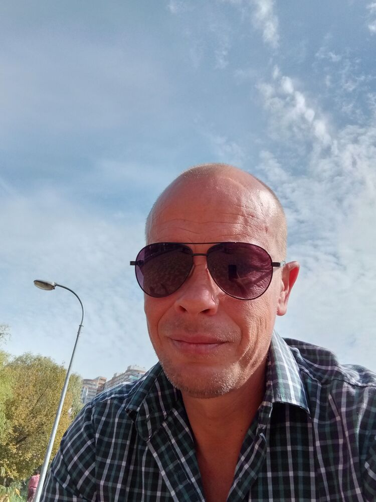  44252806  , 46 ,    