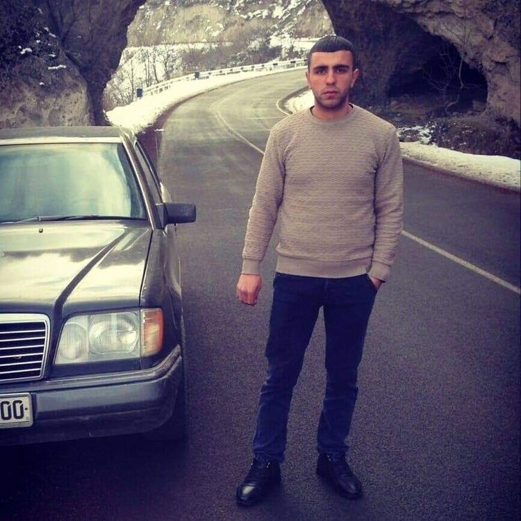  ,   Hayk, 25 ,   ,   